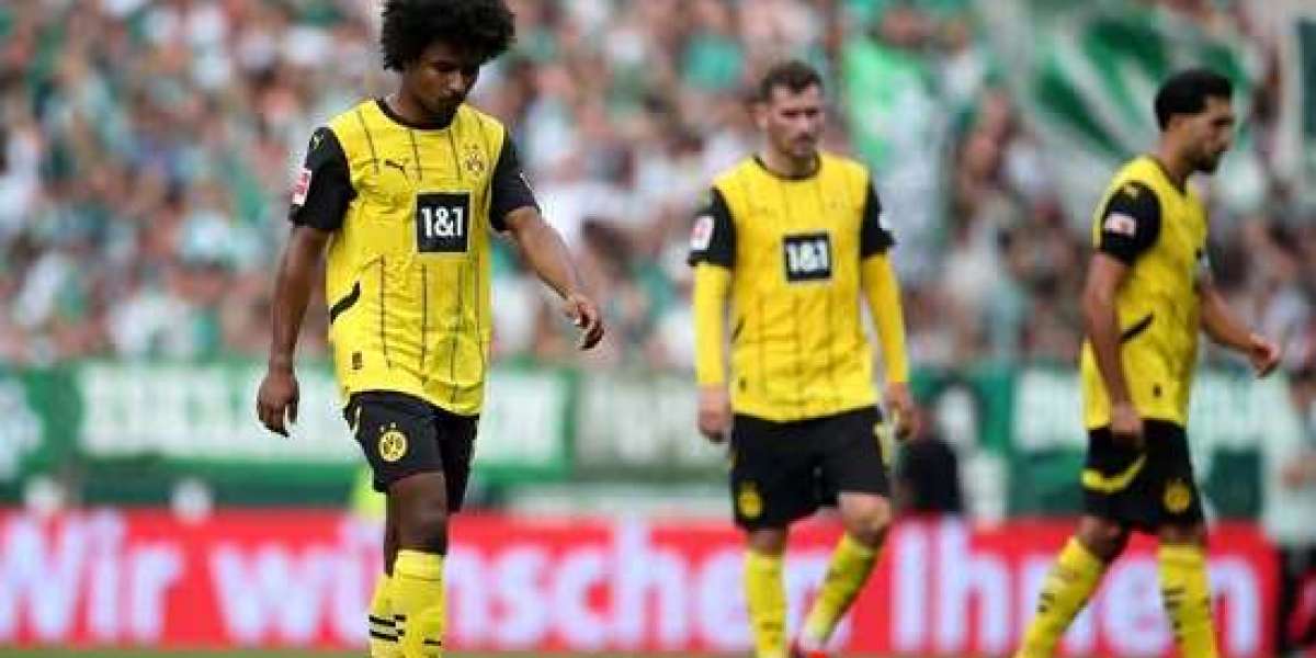 Borussia Dortmund and SV Werder Bremen Play Out Goalless Draw